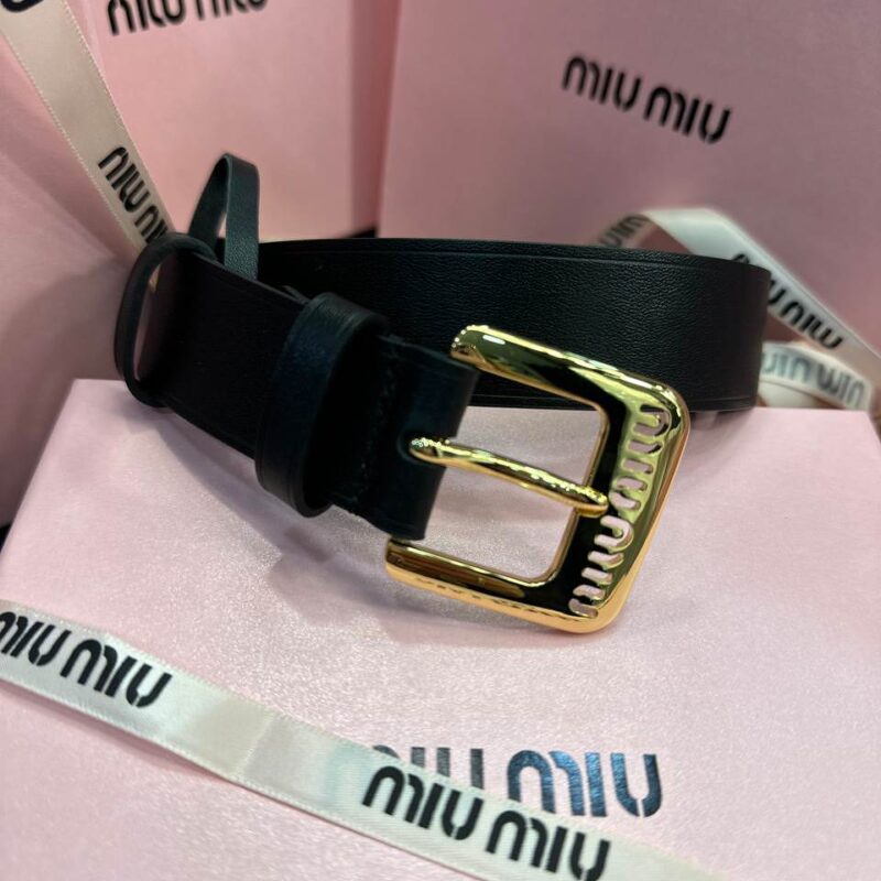 Кожаные изделия MIUMIU