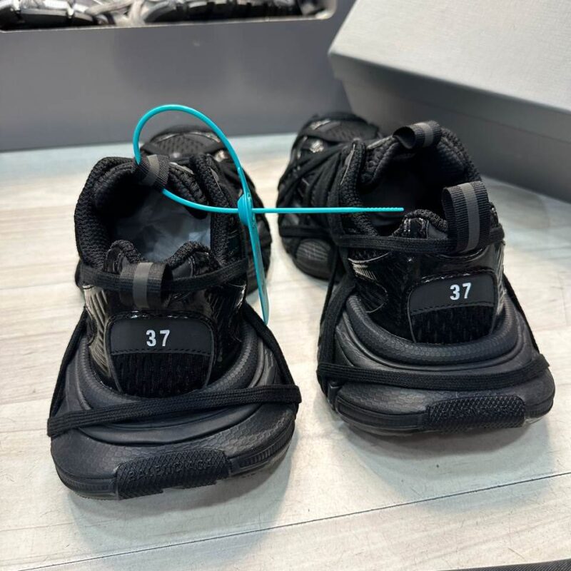 кроссовки BALENCIAGA