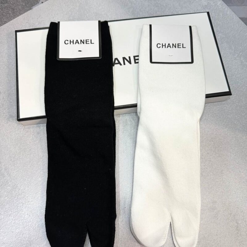 Одежда CHANEL