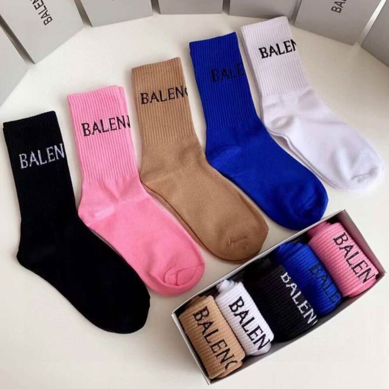 Одежда BALENCIAGA