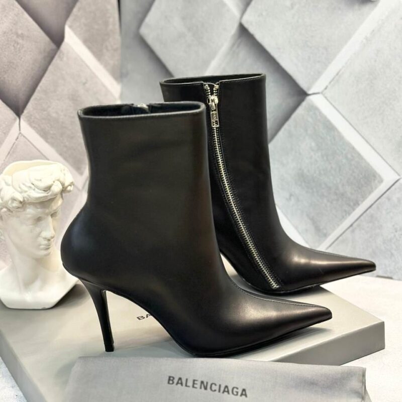 Одежда BALENCIAGA