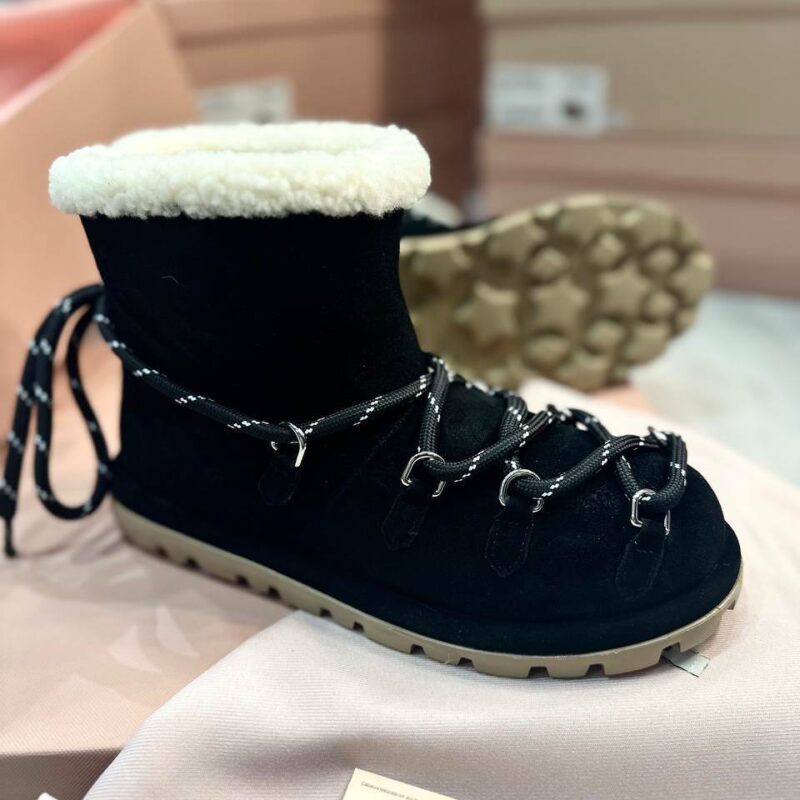 Уги MIUMIU