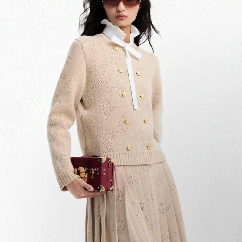 Костюм LOUISVUITTON